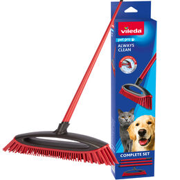 Vileda Pet Pro Always Clean Broom – easily sweep pet hair from any floor